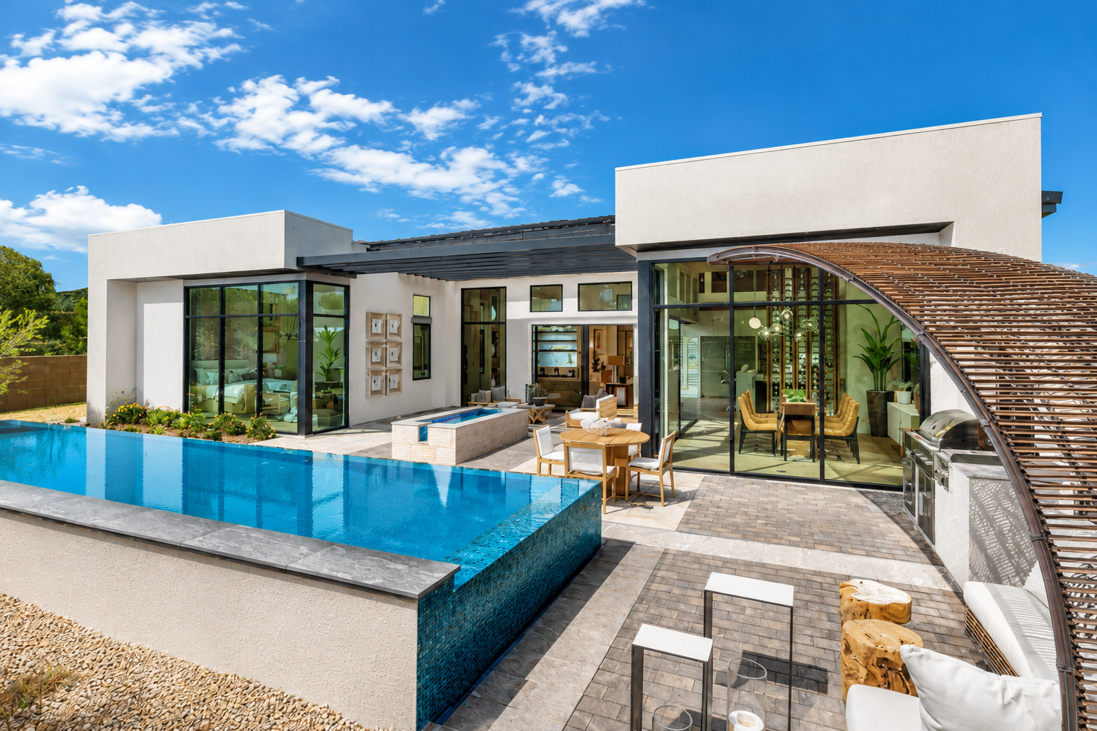 Contemporary desert residence with infinity pool and outdoor living pavilion